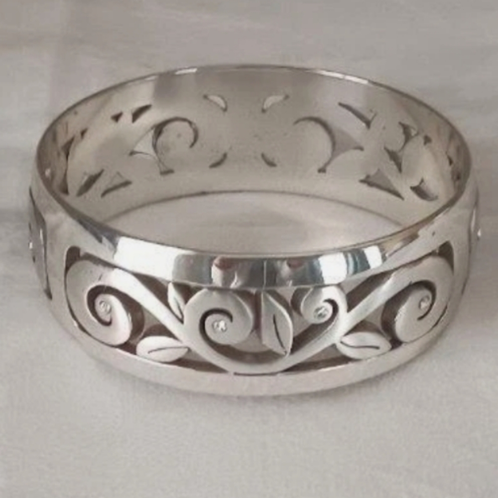 VERY RARE BRIGHTON RETIRED EVE'S DELIGHT BANGLE BRACELET